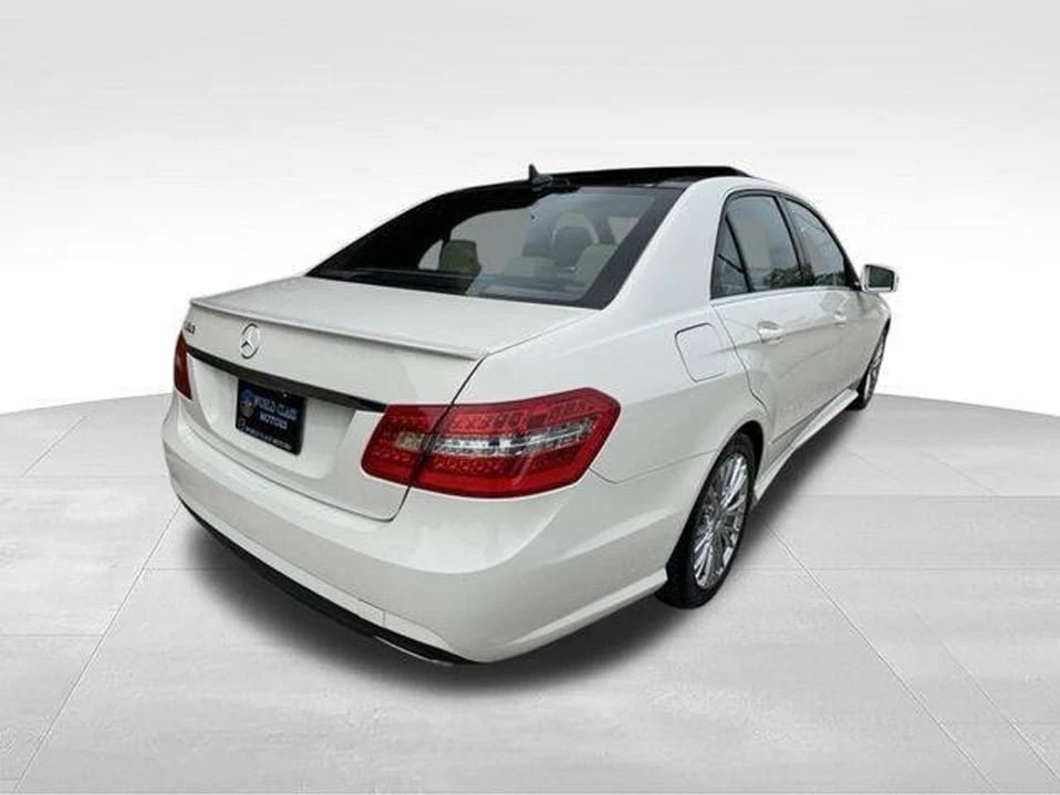 2011 Mercedes-Benz W212 E-Class - Image 7 of 20