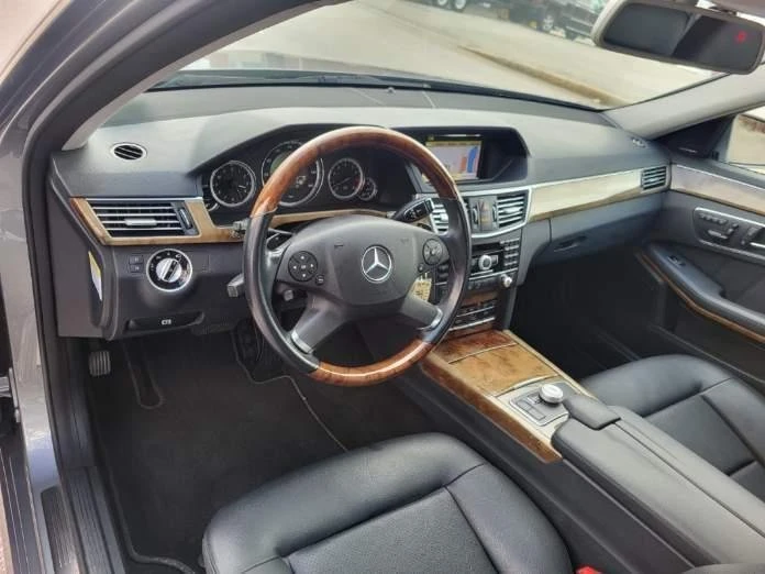 2011 Mercedes-Benz W212 E-Class - Image 9 of 14