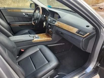 2011 Mercedes-Benz W212 E-Class - Image 10 of 14