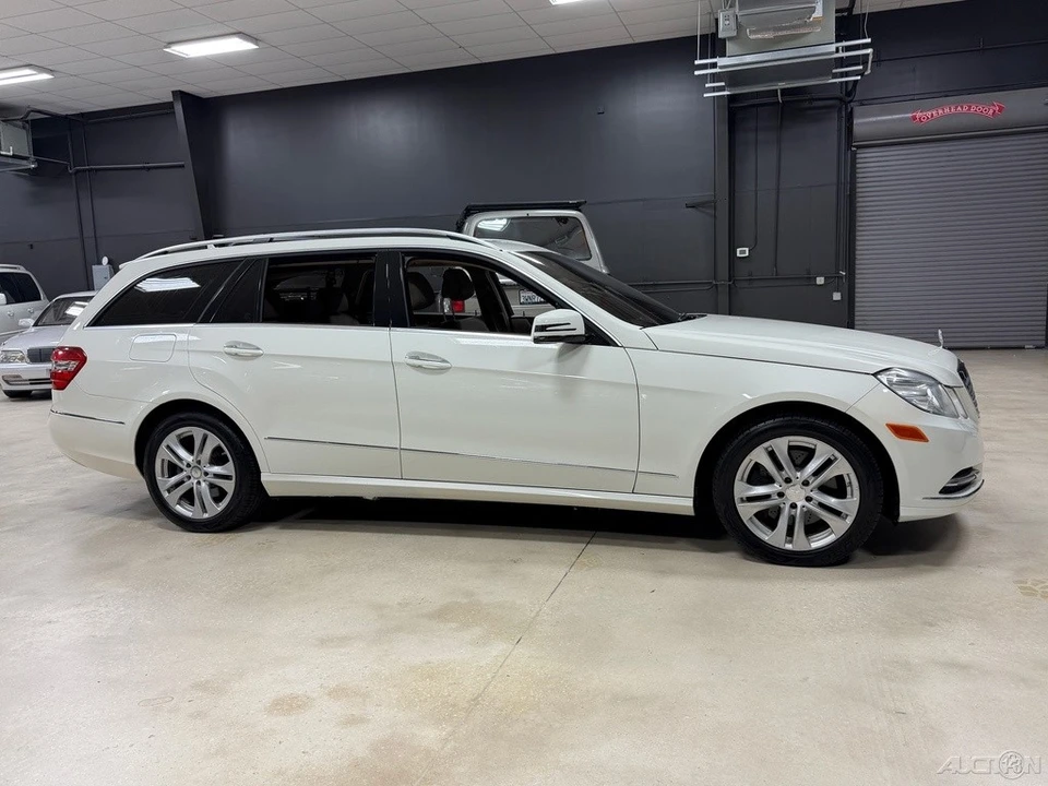 2011 Mercedes-Benz W212 E-Class - Image 9 of 12