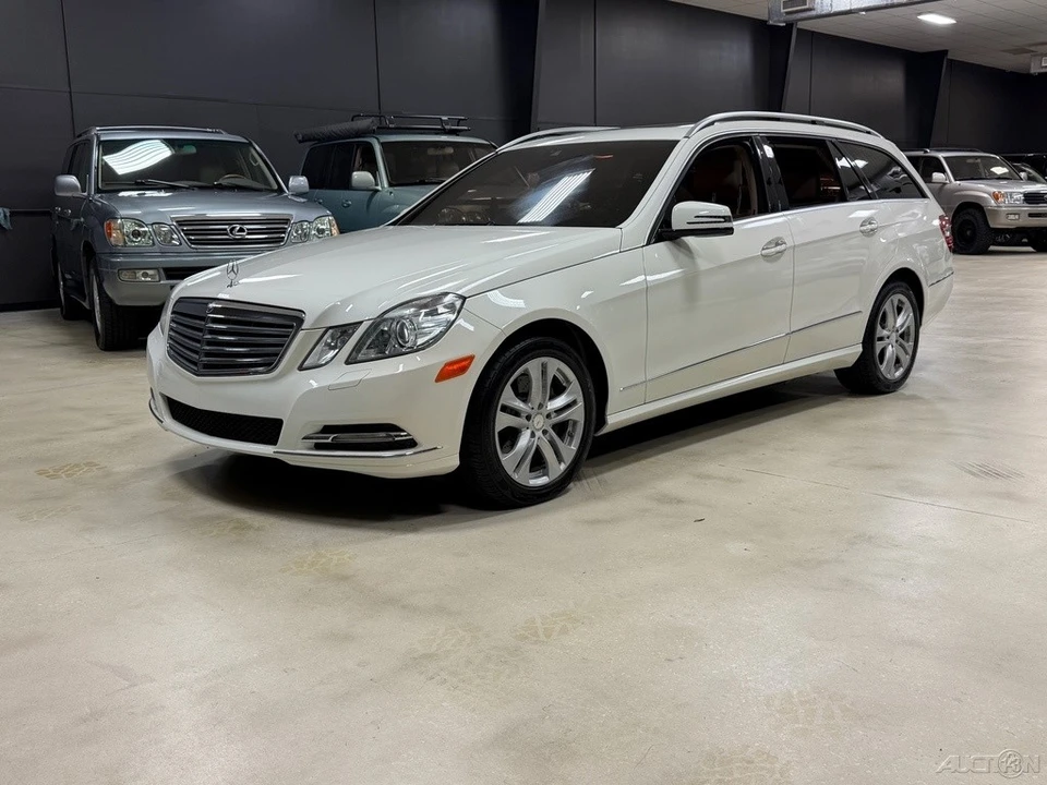 2011 Mercedes-Benz W212 E-Class - Image 2 of 12