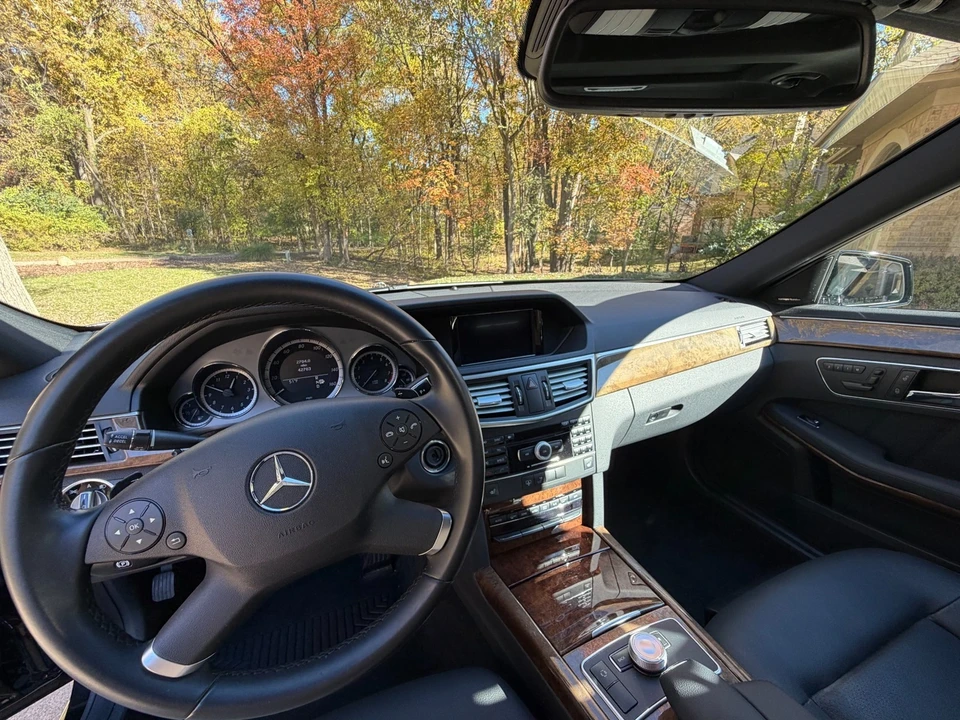 2011 Mercedes-Benz W212 E-Class - Image 6 of 10