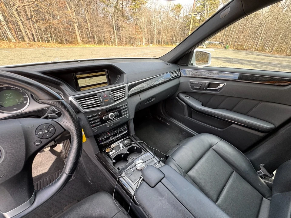 2011 Mercedes-Benz W212 E-Class - Image 8 of 16