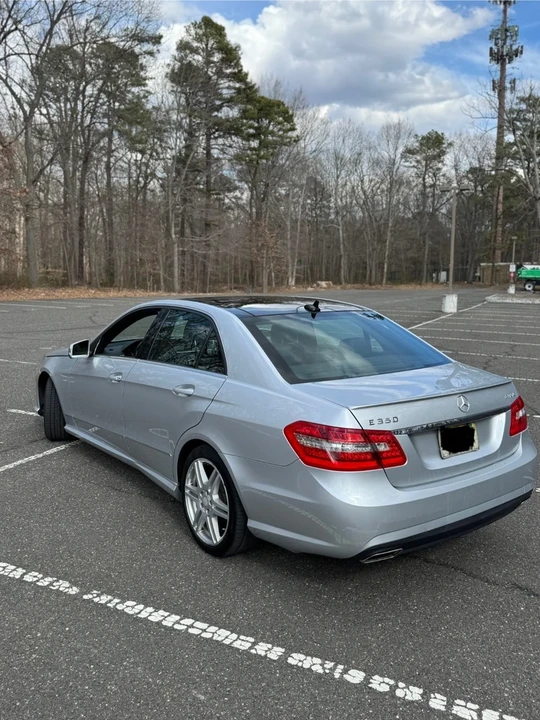 2011 Mercedes-Benz W212 E-Class - Image 13 of 16