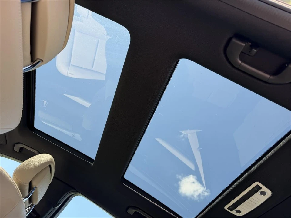 2011 Mercedes-Benz W212 E-Class - Image 16 of 24