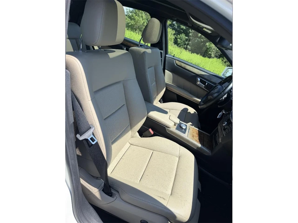 2011 Mercedes-Benz W212 E-Class - Image 22 of 24