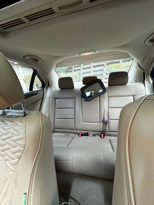 2011 Mercedes-Benz W212 E-Class - Image 10 of 13