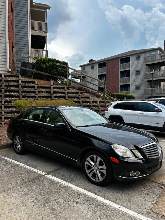 2011 Mercedes-Benz W212 E-Class - Image 3 of 13