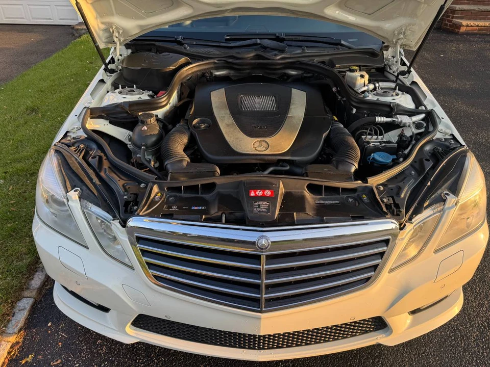 2011 Mercedes-Benz W212 E-Class - Image 20 of 20