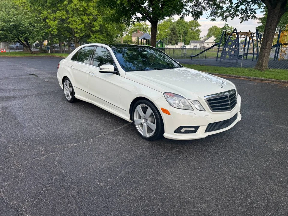2011 Mercedes-Benz W212 E-Class - Image 5 of 20