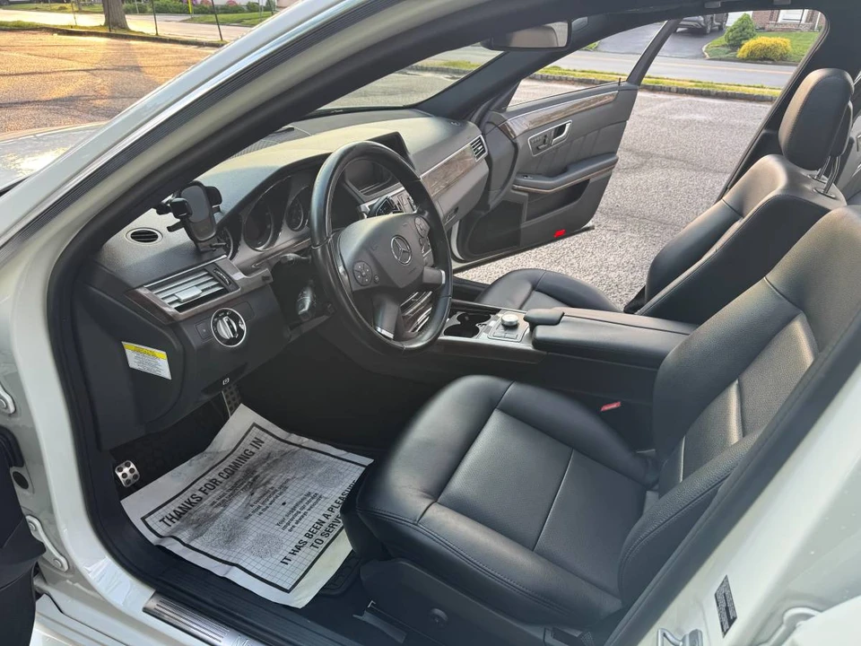 2011 Mercedes-Benz W212 E-Class - Image 13 of 20