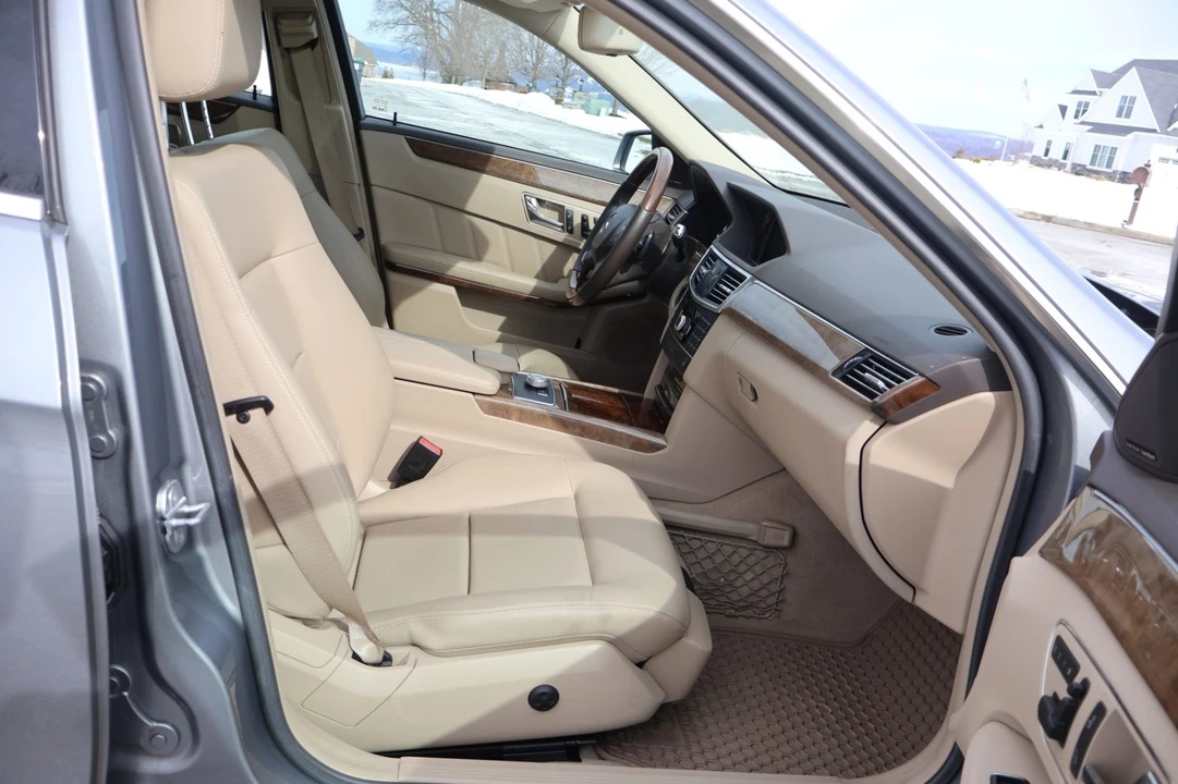 2011 Mercedes-Benz W212 E-Class - Image 4 of 7