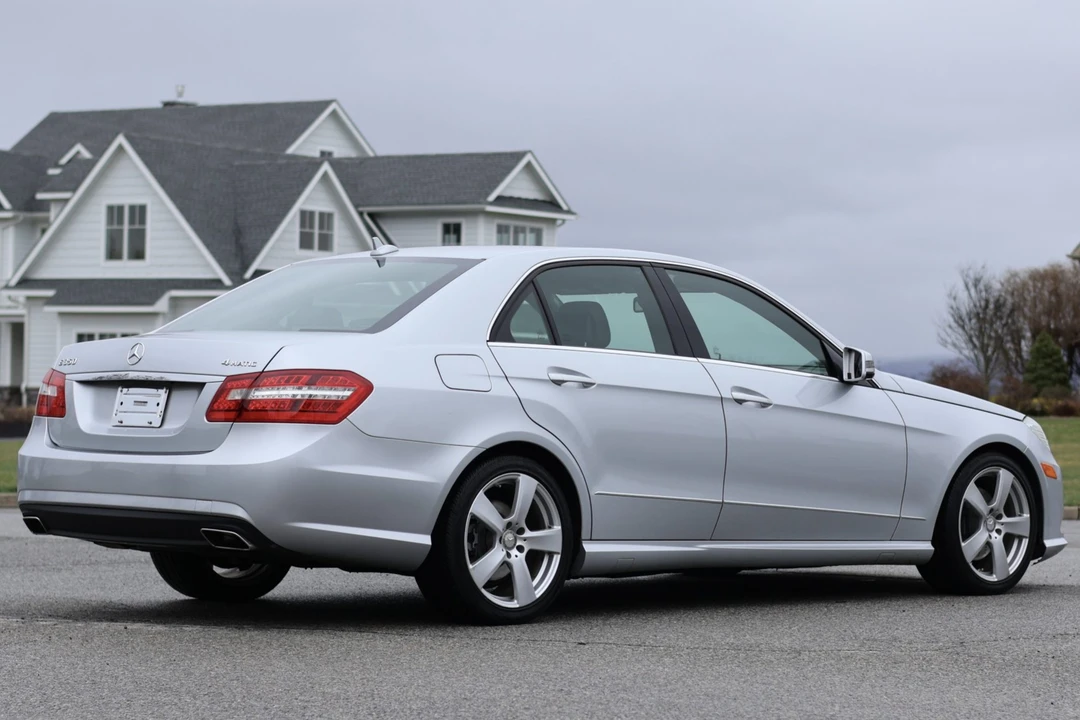 2011 Mercedes-Benz W212 E-Class - Image 2 of 9