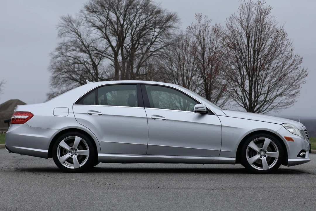 2011 Mercedes-Benz W212 E-Class - Image 3 of 9