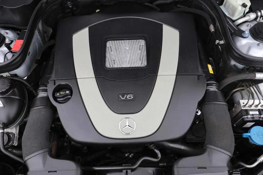 2011 Mercedes-Benz W212 E-Class - Image 6 of 9