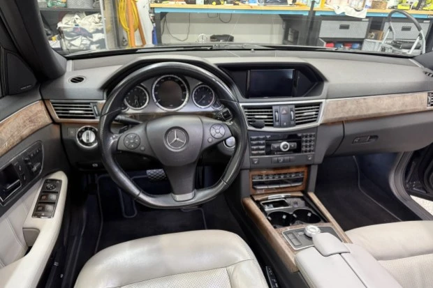 2011 Mercedes-Benz W212 E-Class - Image 6 of 8