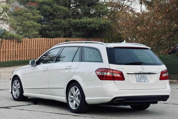 2011 Mercedes-Benz W212 E-Class - Image 2 of 8