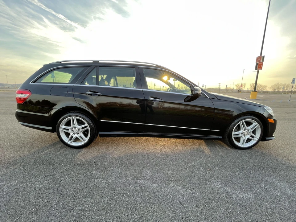 2011 Mercedes-Benz W212 E-Class - Image 9 of 31
