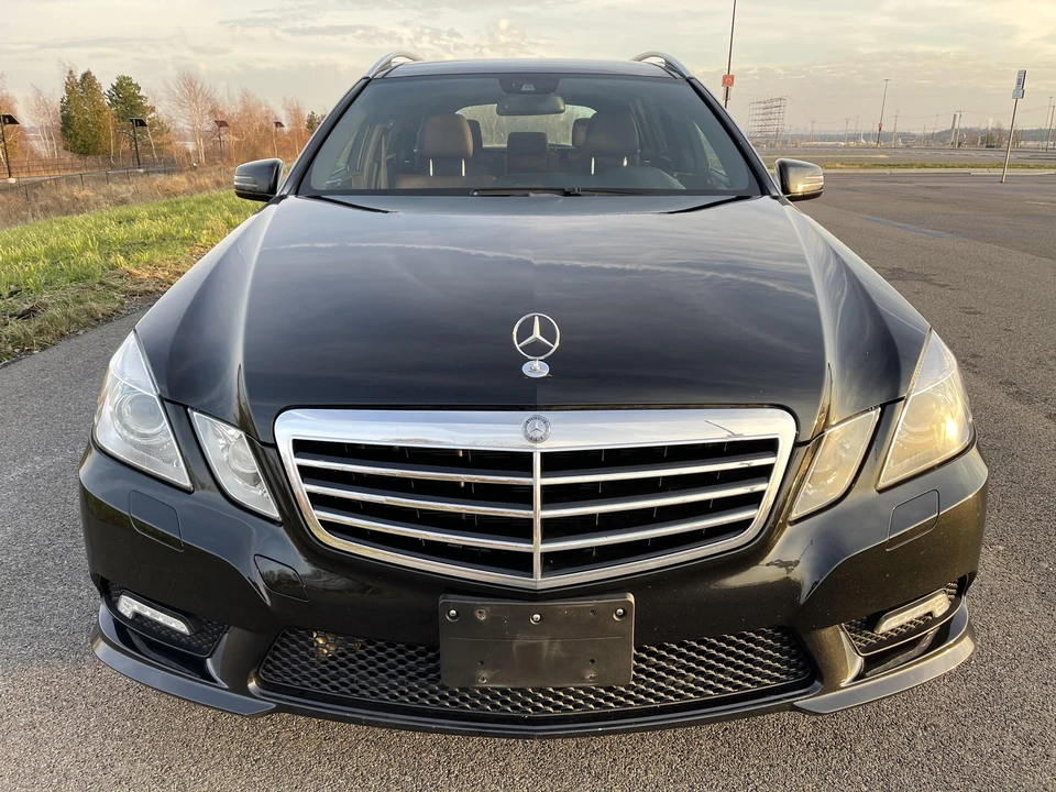 2011 Mercedes-Benz W212 E-Class - Image 2 of 31