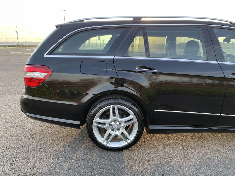 2011 Mercedes-Benz W212 E-Class - Image 29 of 31
