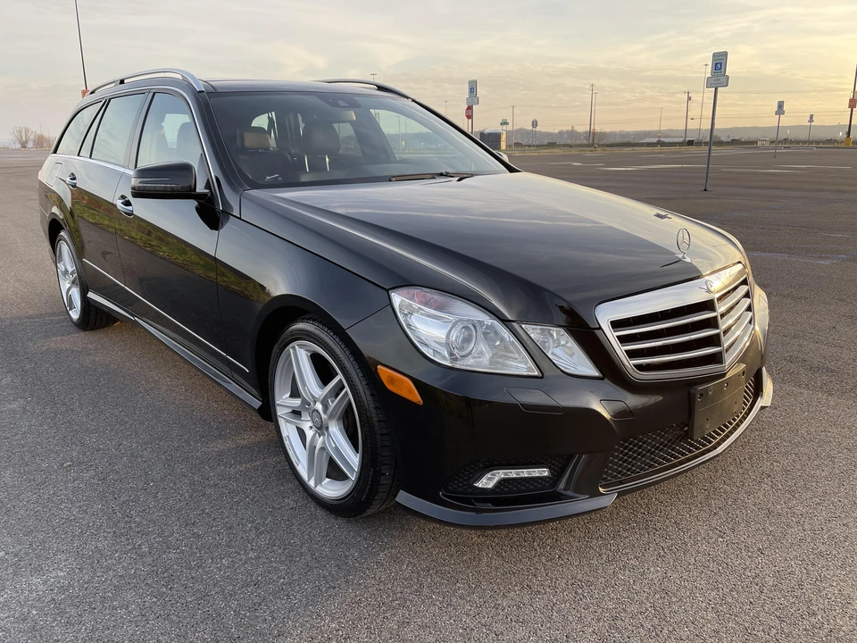2011 Mercedes-Benz W212 E-Class - Image 10 of 31