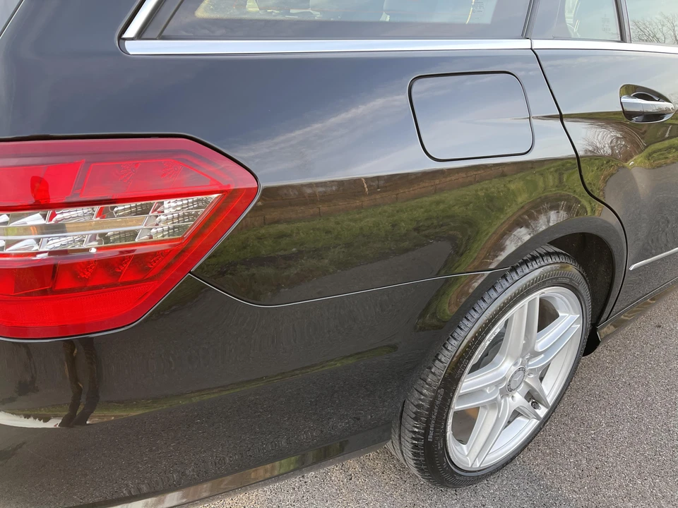 2011 Mercedes-Benz W212 E-Class - Image 26 of 31