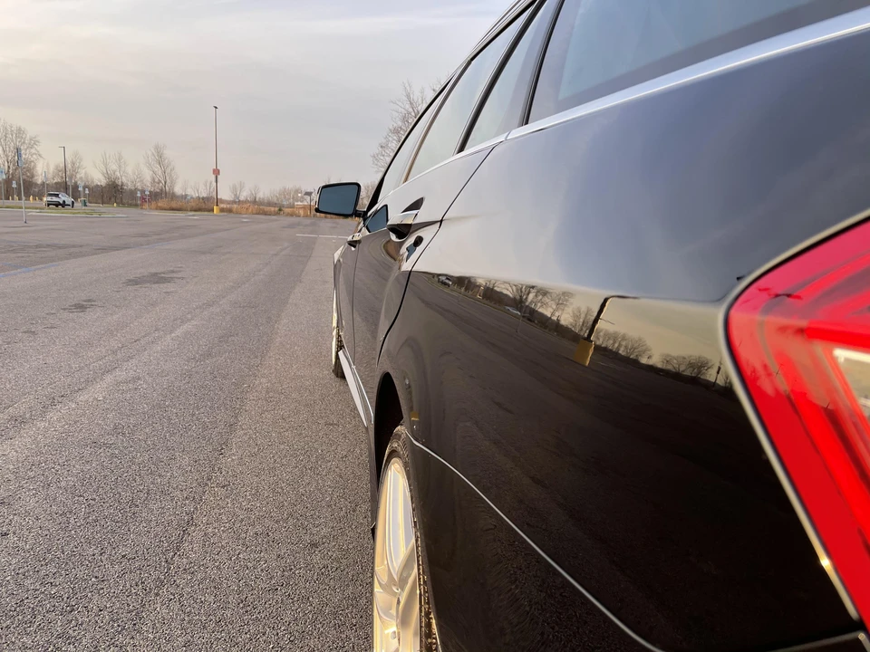 2011 Mercedes-Benz W212 E-Class - Image 24 of 31