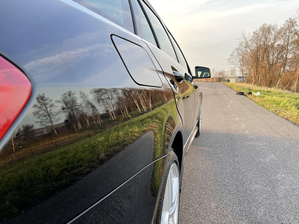 2011 Mercedes-Benz W212 E-Class - Image 25 of 31