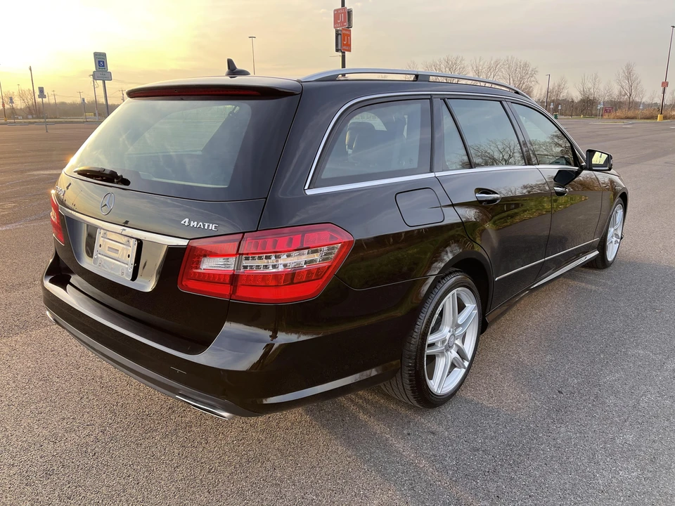 2011 Mercedes-Benz W212 E-Class - Image 4 of 31