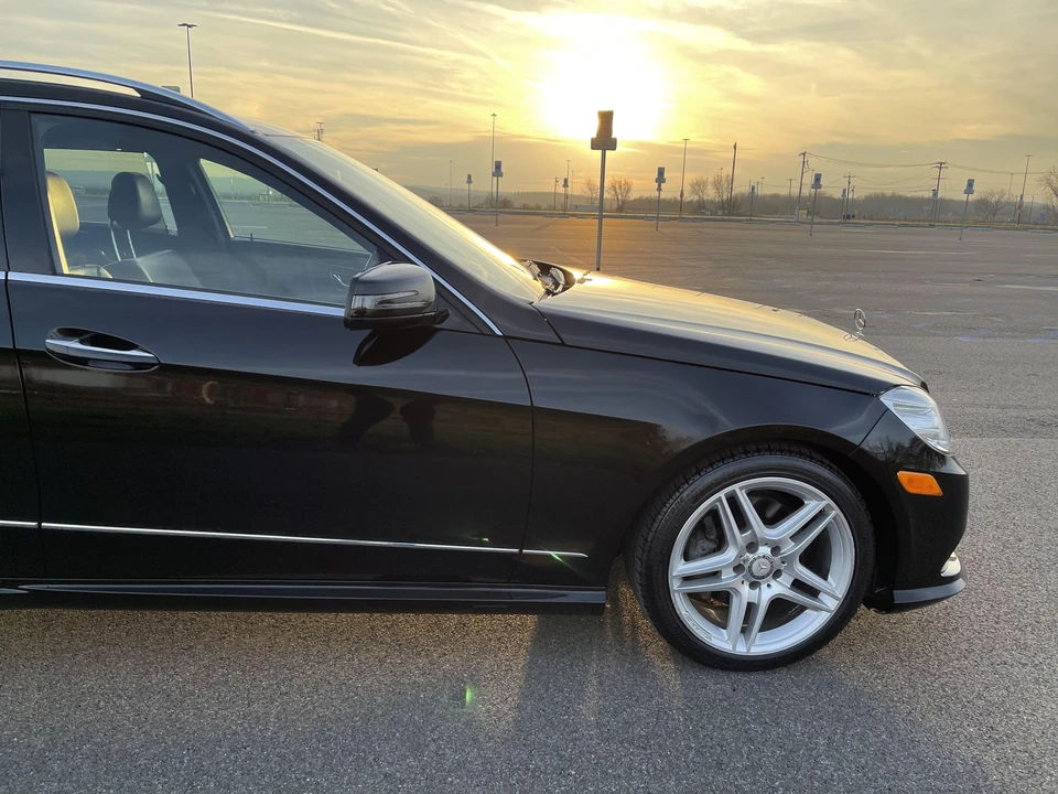 2011 Mercedes-Benz W212 E-Class - Image 30 of 31