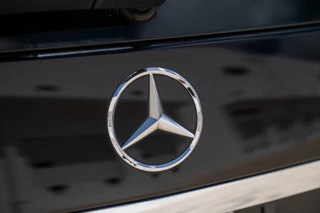 2011 Mercedes-Benz W212 E-Class - Image 27 of 31
