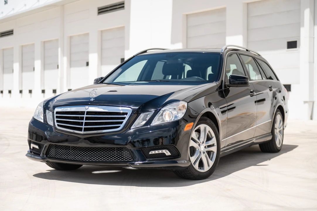 2011 Mercedes-Benz W212 E-Class - Image 4 of 31