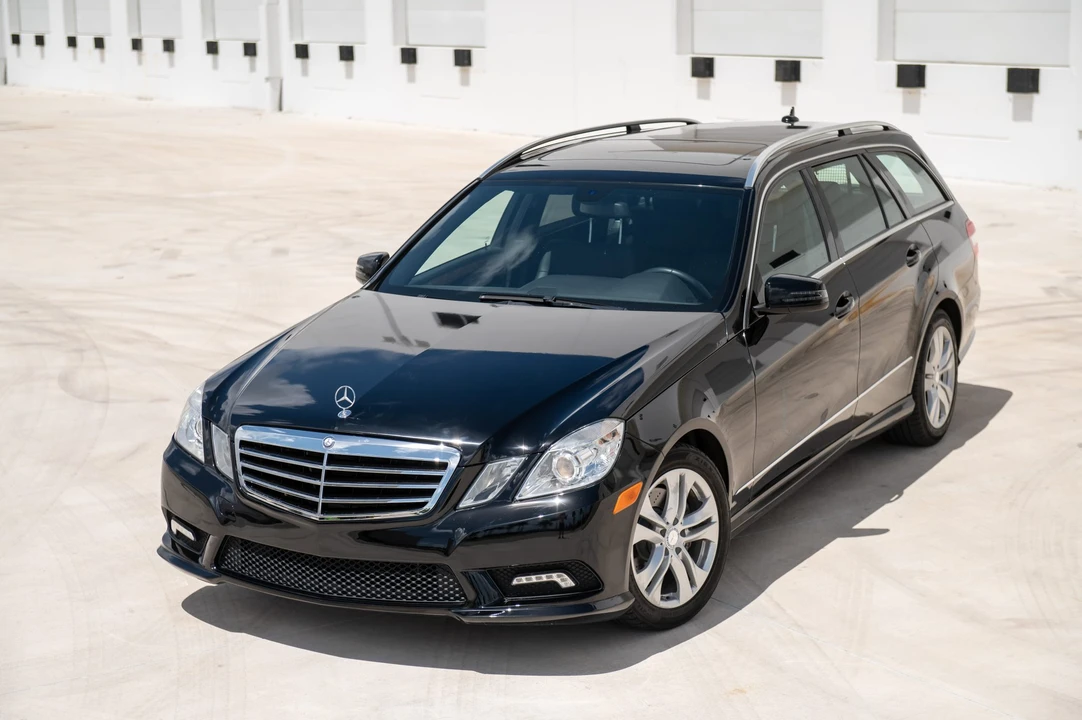 2011 Mercedes-Benz W212 E-Class - Image 3 of 31