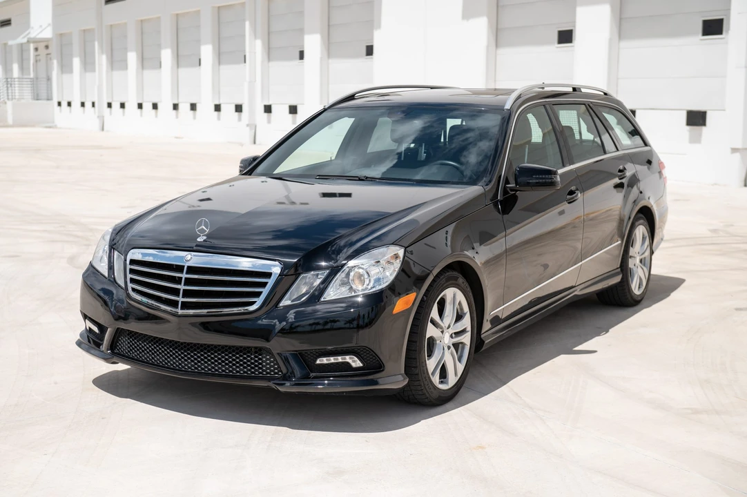 2011 Mercedes-Benz W212 E-Class - Image 6 of 31