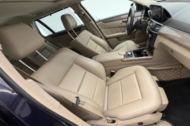 2011 Mercedes-Benz W212 E-Class - Image 4 of 8