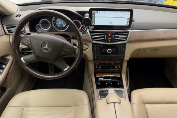 2011 Mercedes-Benz W212 E-Class - Image 6 of 8