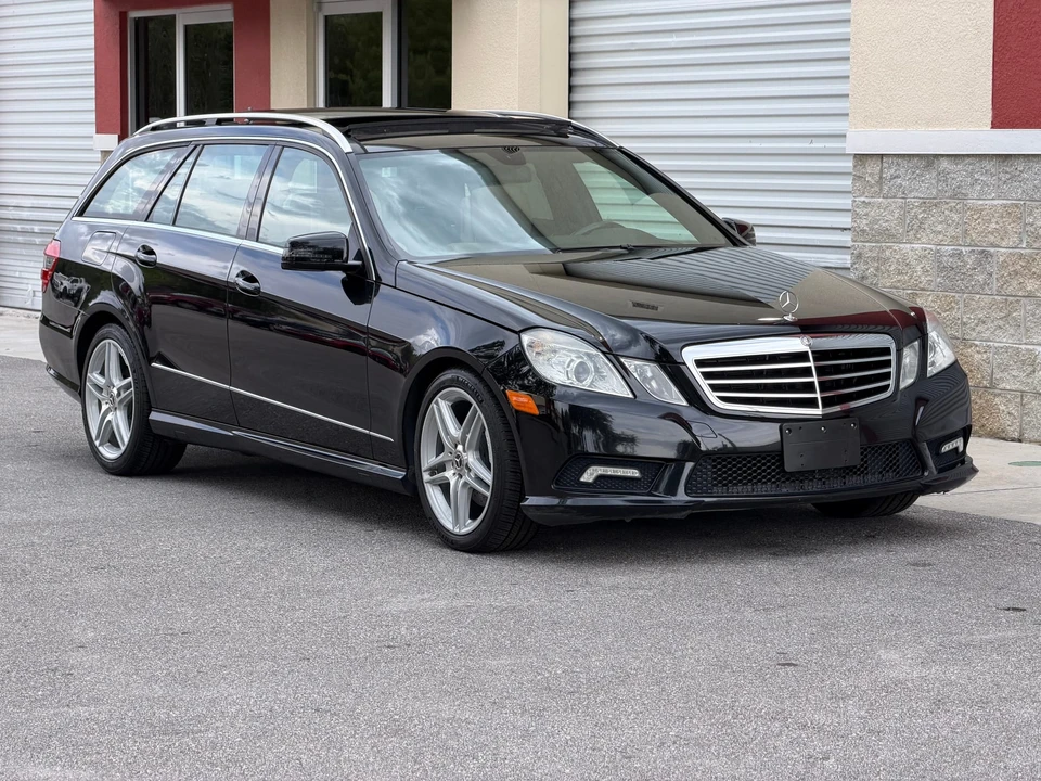 2011 Mercedes-Benz E-Class - Image 11 of 31