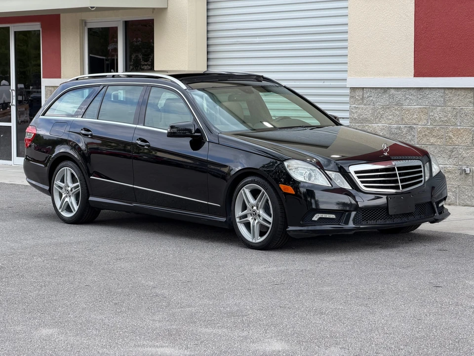 2011 Mercedes-Benz E-Class - Image 12 of 31