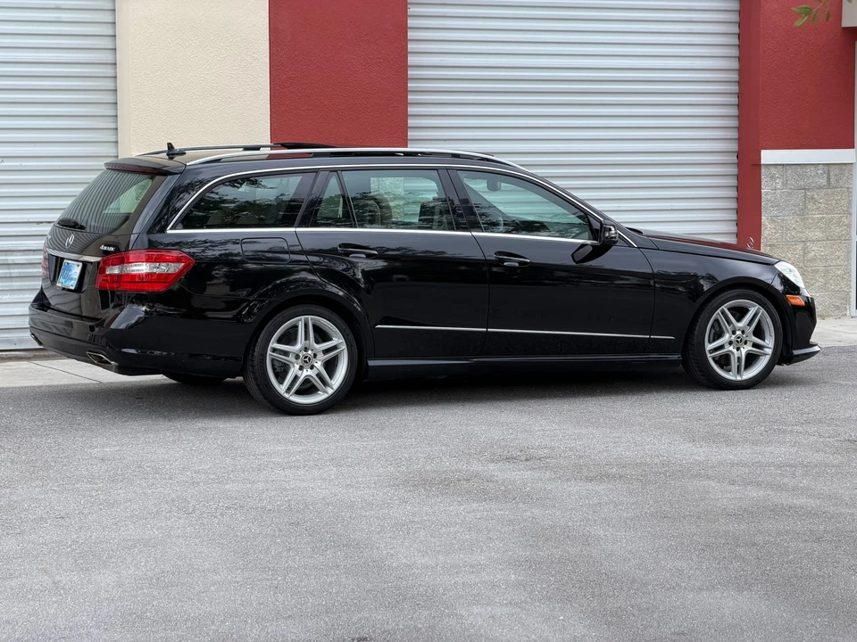 2011 Mercedes-Benz E-Class - Image 18 of 31
