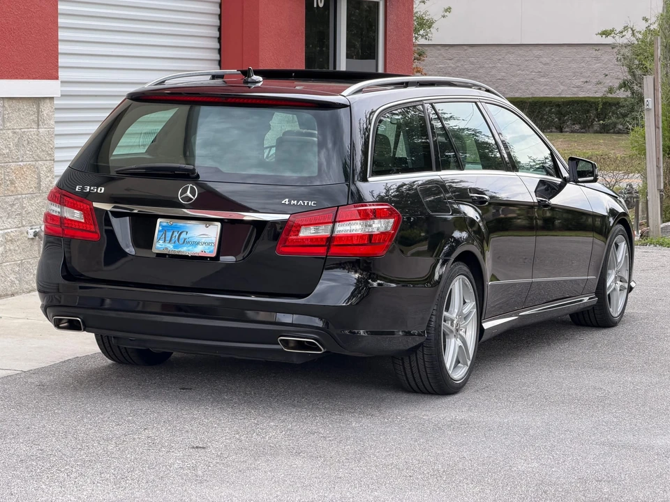 2011 Mercedes-Benz E-Class - Image 21 of 31