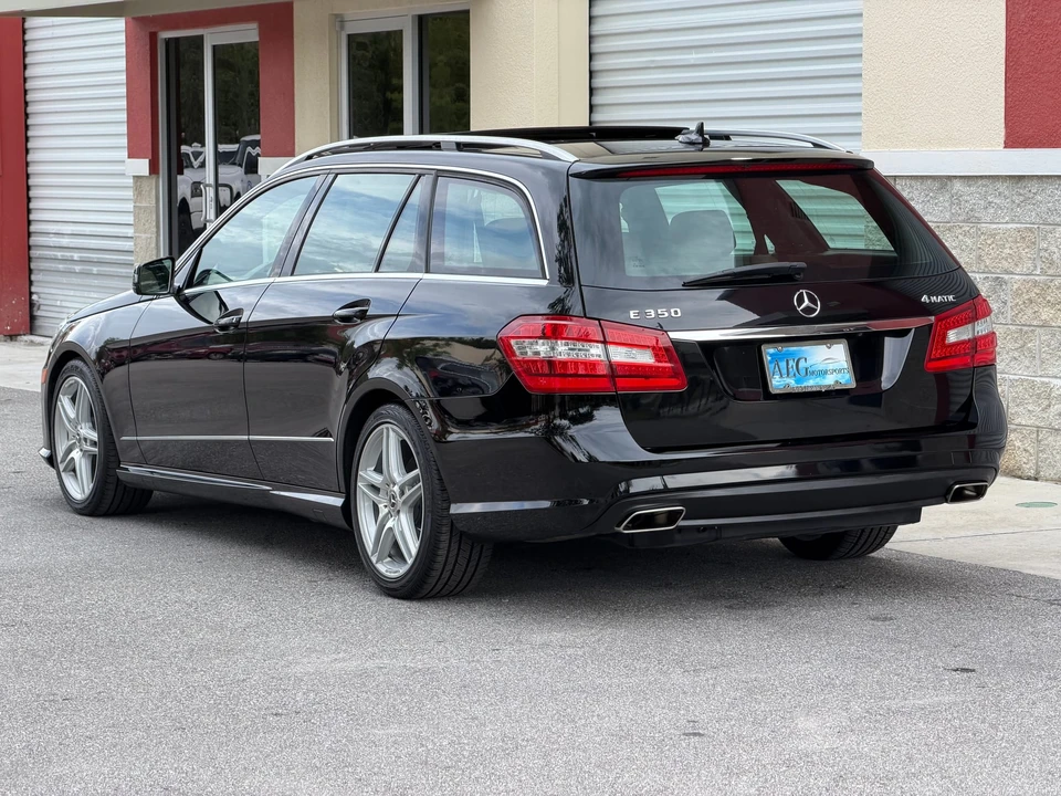 2011 Mercedes-Benz E-Class - Image 24 of 31