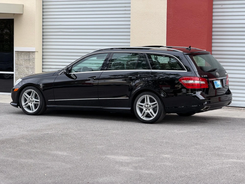 2011 Mercedes-Benz E-Class - Image 27 of 31