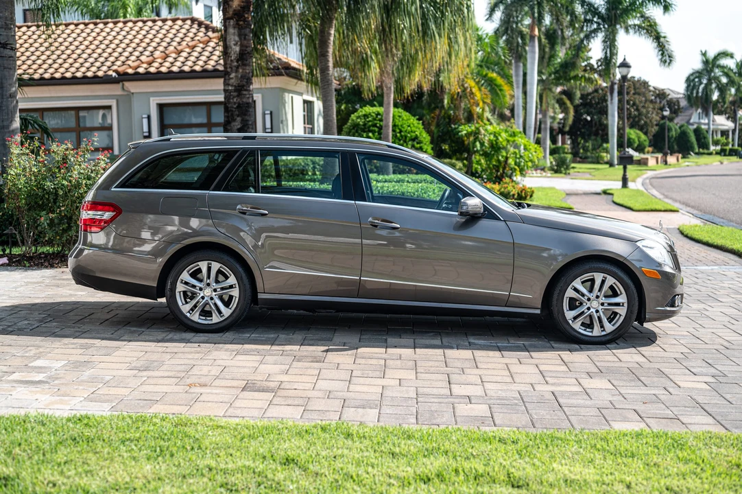 2011 Mercedes-Benz W212 E-Class - Image 17 of 31