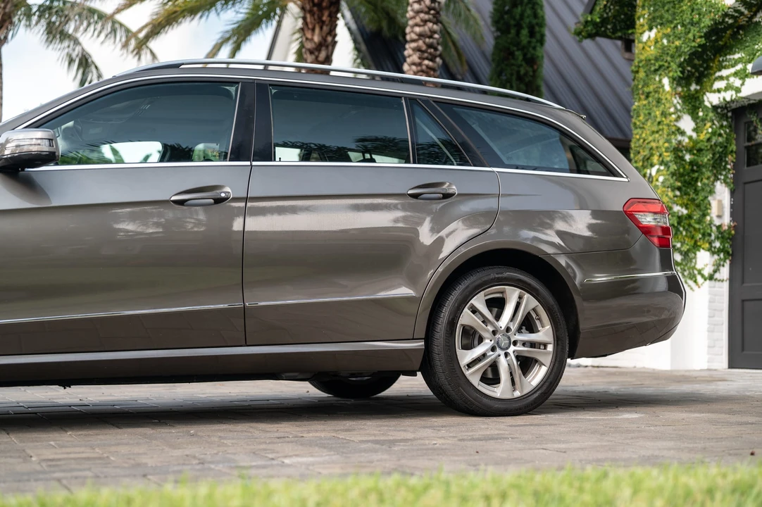 2011 Mercedes-Benz W212 E-Class - Image 31 of 31