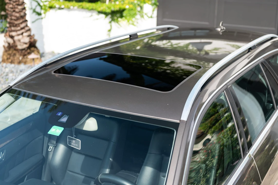 2011 Mercedes-Benz W212 E-Class - Image 29 of 31
