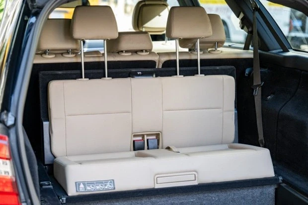 2011 Mercedes-Benz W212 E-Class - Image 5 of 8