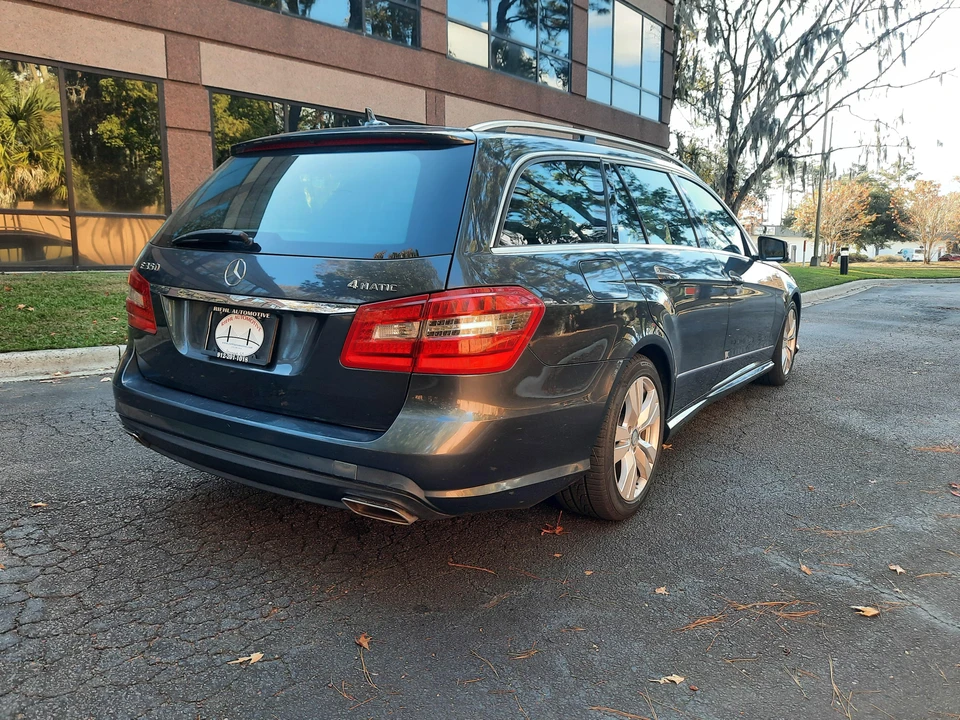 2011 Mercedes-Benz W212 E-Class - Image 28 of 31