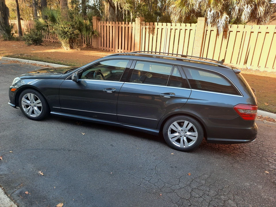 2011 Mercedes-Benz W212 E-Class - Image 20 of 31