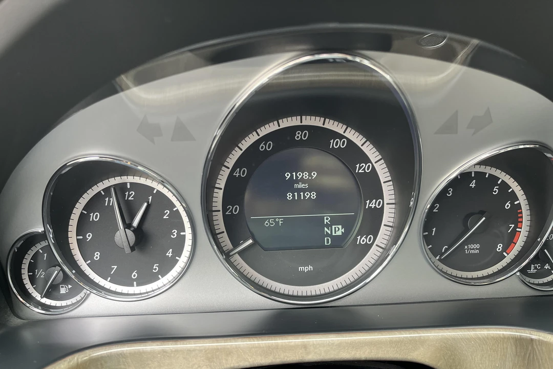 2011 Mercedes-Benz W212 E-Class - Image 29 of 31