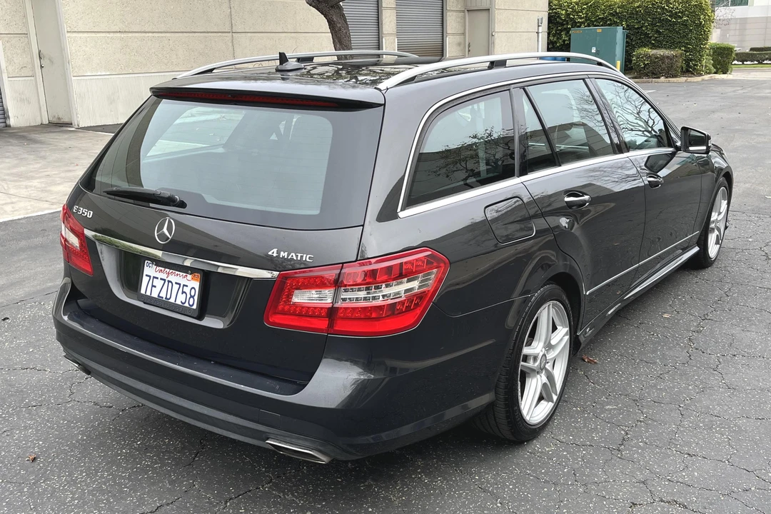2011 Mercedes-Benz W212 E-Class - Image 4 of 31
